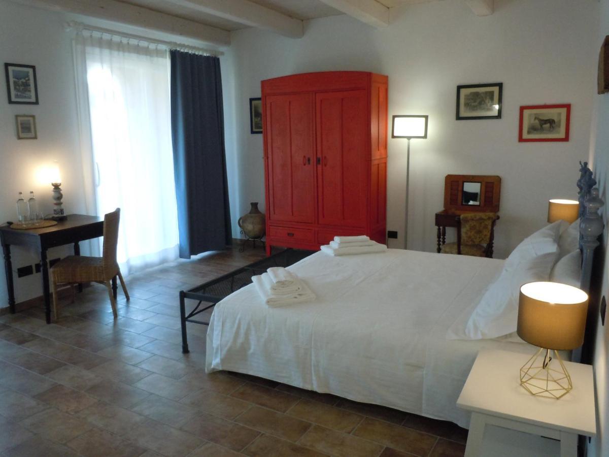 Antica Cascina Pilo Villa Monchiero Bagian luar foto
