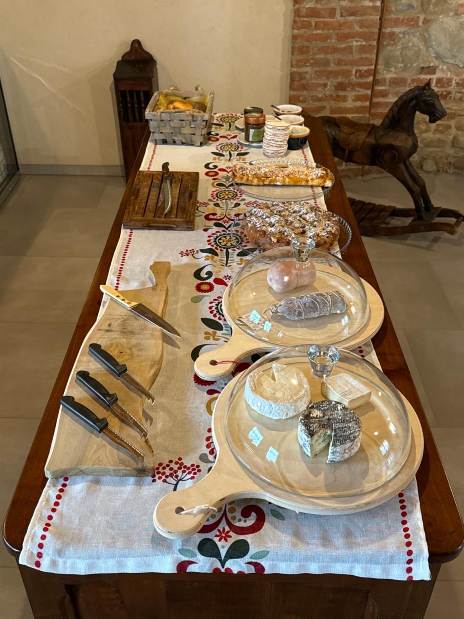 Antica Cascina Pilo Villa Monchiero Bagian luar foto