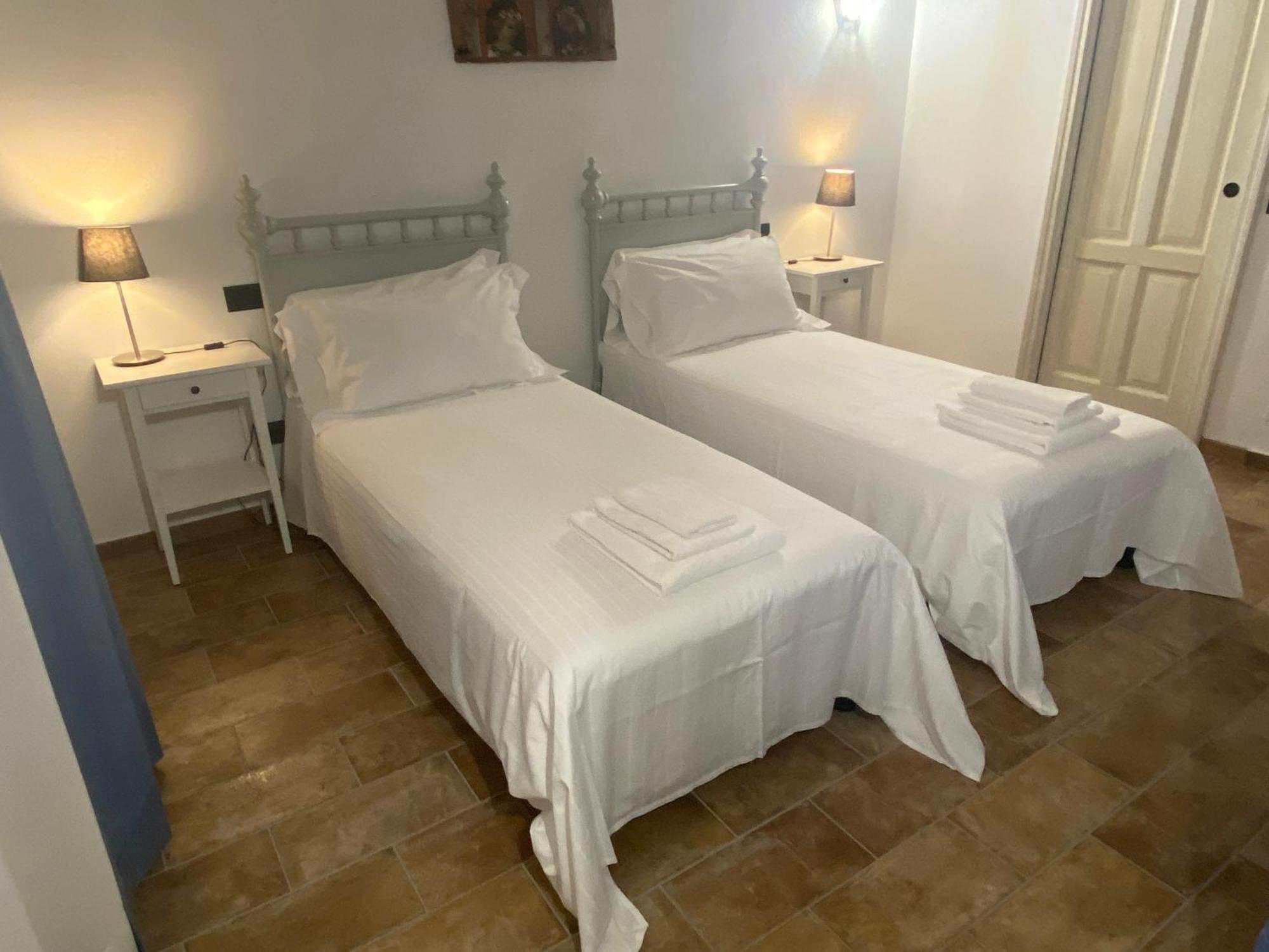 Antica Cascina Pilo Villa Monchiero Bagian luar foto